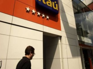 Itaú prevê avanço do crédito de no máximo 7% em 2015