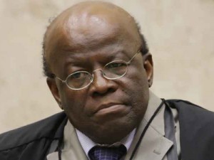 Joaquim Barbosa: País será humilhado quando EUA começar a julgar caso Petrobras