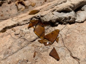 Jovem com ajuda da mãe tenta matar a companheira grávida de 9 meses no Crato