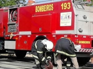 Juazeiro do Norte-CE: Casa em chamas, crianças são salvas por vizinhos