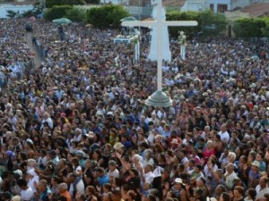 Juazeiro do Norte deve receber meio milhão de romeiros no Dia de Finados