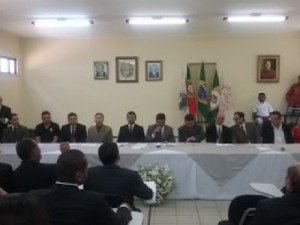 Juízes são homenageados com Título de Cidadão pela Câmara do Crato