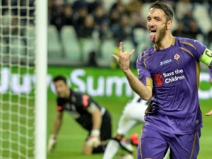 Juventus bate a Fiorentina em casa e fica a dois pontos do título