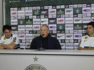 Kléber e Lúcio Flávio são apresentados como ‘salvadores da pátria’