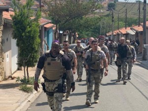 Ladrão que fez mãe e bebê reféns após assalto em Viracopos é morto