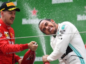 Lewis Hamilton vence na China o GP 1000 e assume liderança da Fórmula 1