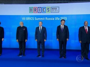 Líderes dos principais países emergentes discutem crise econômica