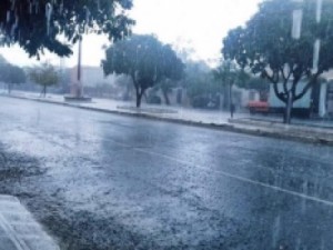 Limoeiro do Norte recebe chuva mais intensa da cidade em 2017