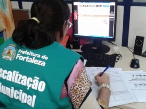 Loja no Ceará é autuada por anunciar Black Friday e subir preço de produto