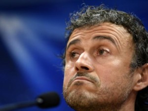 Longe de ser unanimidade, Luis Enrique alcança recorde no Barcelona
