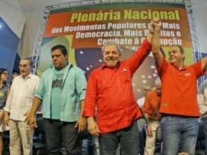 Lula afirma estar indignado com a corrupção