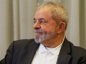 Lula era o 'comandante máximo' do esquema da Lava Jato, diz MPF