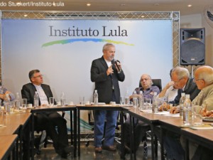 Lula reconhece que Dilma mentiu na campanha de 2014