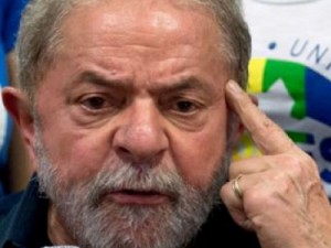 Lula venceria primeiro turno com 22% dos votos