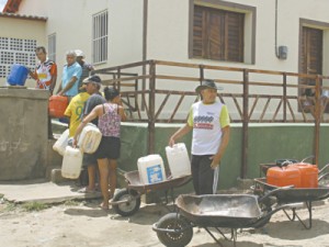 Mais de 746 mil pessoas enfrentam desabastecimento