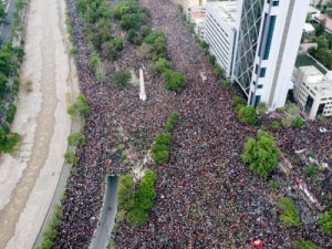 Manifestação em Santiago, no Chile, reúne cerca de 1 milhão