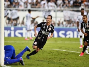 Mão na taça! Corinthians faz 3 a 0 na Ponte em Campinas