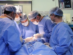 'Marca-passo' sob a mandíbula é nova alternativa para apneia do sono