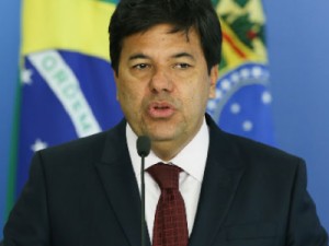 MEC adia prazo de inscrição no Fies