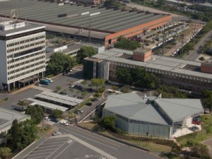 Mercedes anuncia demissão de 500 e coletivas para mais 7 mil no ABC