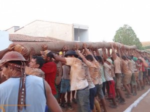 Missa e pau de bandeira, abrem festejos da padroeira das Malvinas, amanhã  