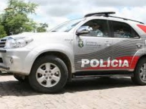 Missão Velha-CE Homem é preso por desordem e com faca na cintura