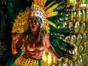 Mocidade tenta acabar com jejum de 19 anos com enredo politizado