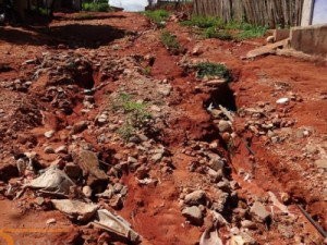 Moradores se sentem abandonados no Bairro Santo André