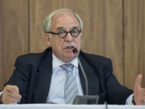 Morre aos 76 anos Marco Aurélio Garcia, ex-assessor de Lula e Dilma