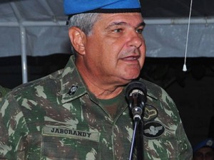 Morre brasileiro comandante de missão da ONU no Haiti