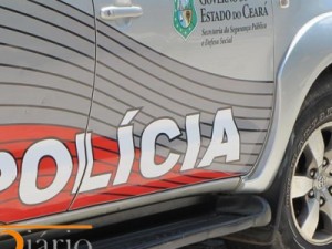 Motoqueiro cai na CE 293 e é atropelado por um carro