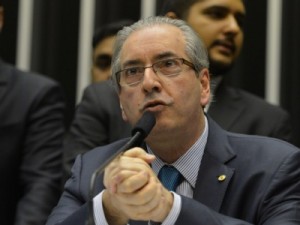 MP ainda defende investigação da mulher do presidente da Câmara e de sua filha, titulares e dependentes das contas