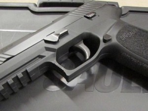 MPCE aponta irregularidades na compra de armas de fogo para polícia do Ceará