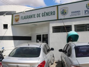 Mulher grávida é achada morta dentro de casa em Teresina e polícia apura
