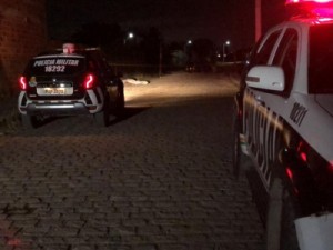 Mulheres são colocadas em porta-malas de táxi e espancadas; uma das vítimas morreu, no CE