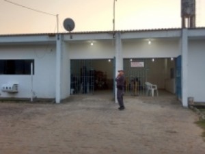 Na maior fuga da história do RN, 91 presos escapam de cadeia em Parnamirim