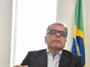 'Não está descartada', diz secretário sobre a investigação de policiais envolvidos em crimes no ES
