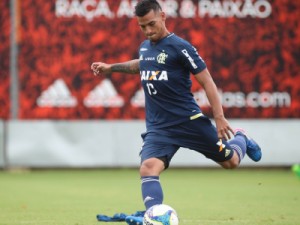 "Não Trauco", Flamengo diz que não negocia peruano