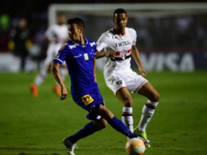 No Mineirão, São Paulo defende empate para passar pelo Cruzeiro