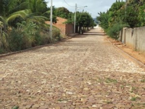 Obras de calçamento já concluídas nas Vilas São José e São João