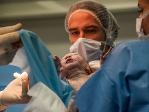 OMS alerta para morte de 303 mil mulheres durante o parto por ano