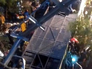 Ônibus com policiais cai no rio seco na Argentina e 41 morrer no acidente