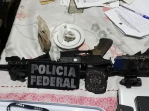 Operação contra facção criminosa suspeita de lavagem de dinheiro prende 20 suspeitos no Paraná