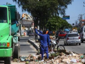 "Operação Férias" multa 115 grandes geradores de lixo fiscalizados