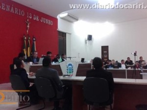 Oposição impõe três derrotas de uma só vez ao prefeito de Barbalha