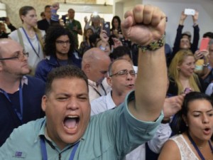 Oposição obtém maioria em eleições legislativas na Venezuela