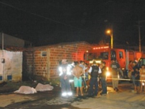 Pai e filho morrem em incêndio