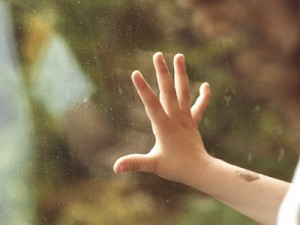 Pai é preso após abusar sexualmente da própria filha por 3 anos