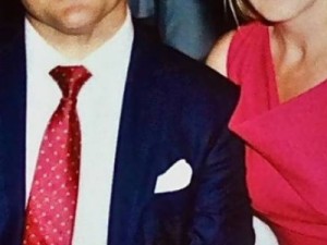 Pai, mãe e filho são assassinados e mansão de R$ 10 milhões é incendiada