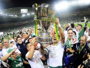 Palmeiras vence o Santos nos pênaltis e fica com o título da Copa do Brasil